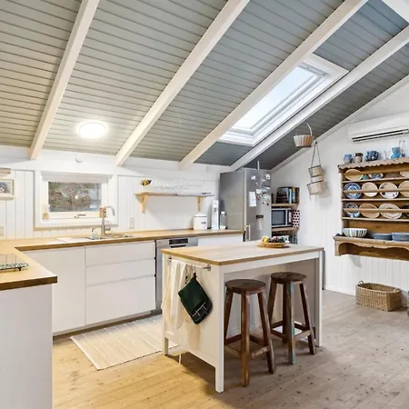Сasa de vacaciones Pauliina - 500m From The Sea By Interhome